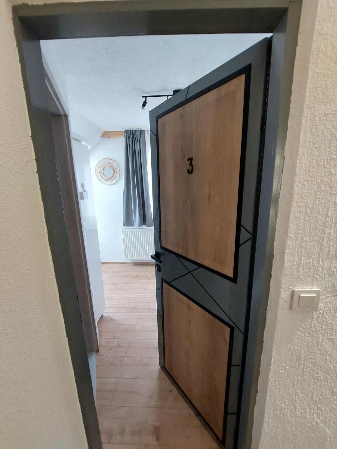 Apartments & Rooms Velebit Lovinac  Exterior foto