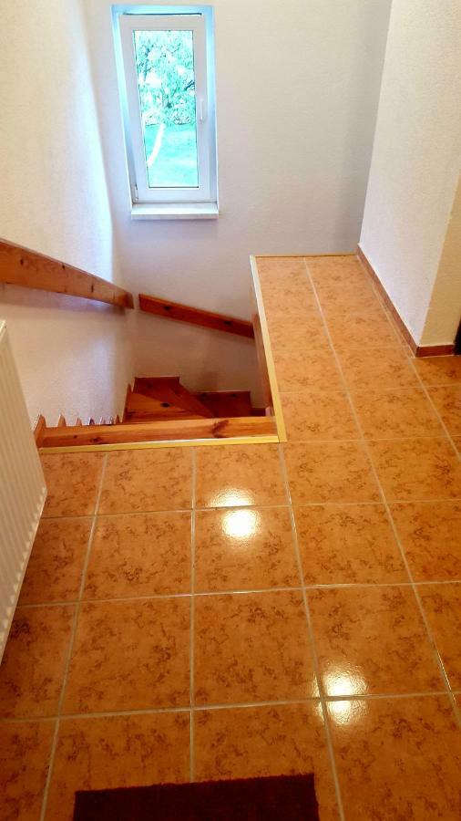 Apartments & Rooms Velebit Lovinac  Exterior foto